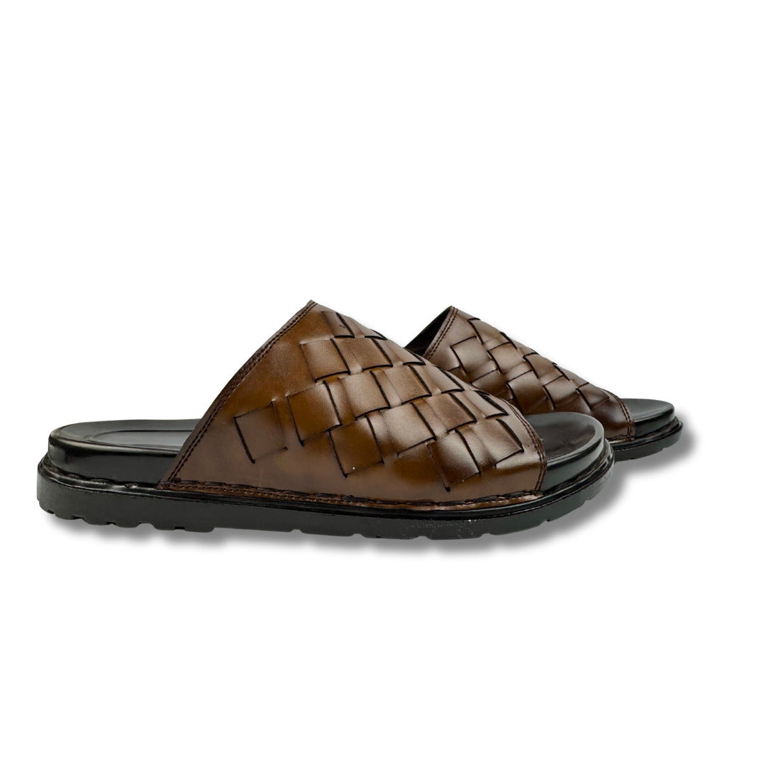 STRAP BROWN LEATHER SLIPPER