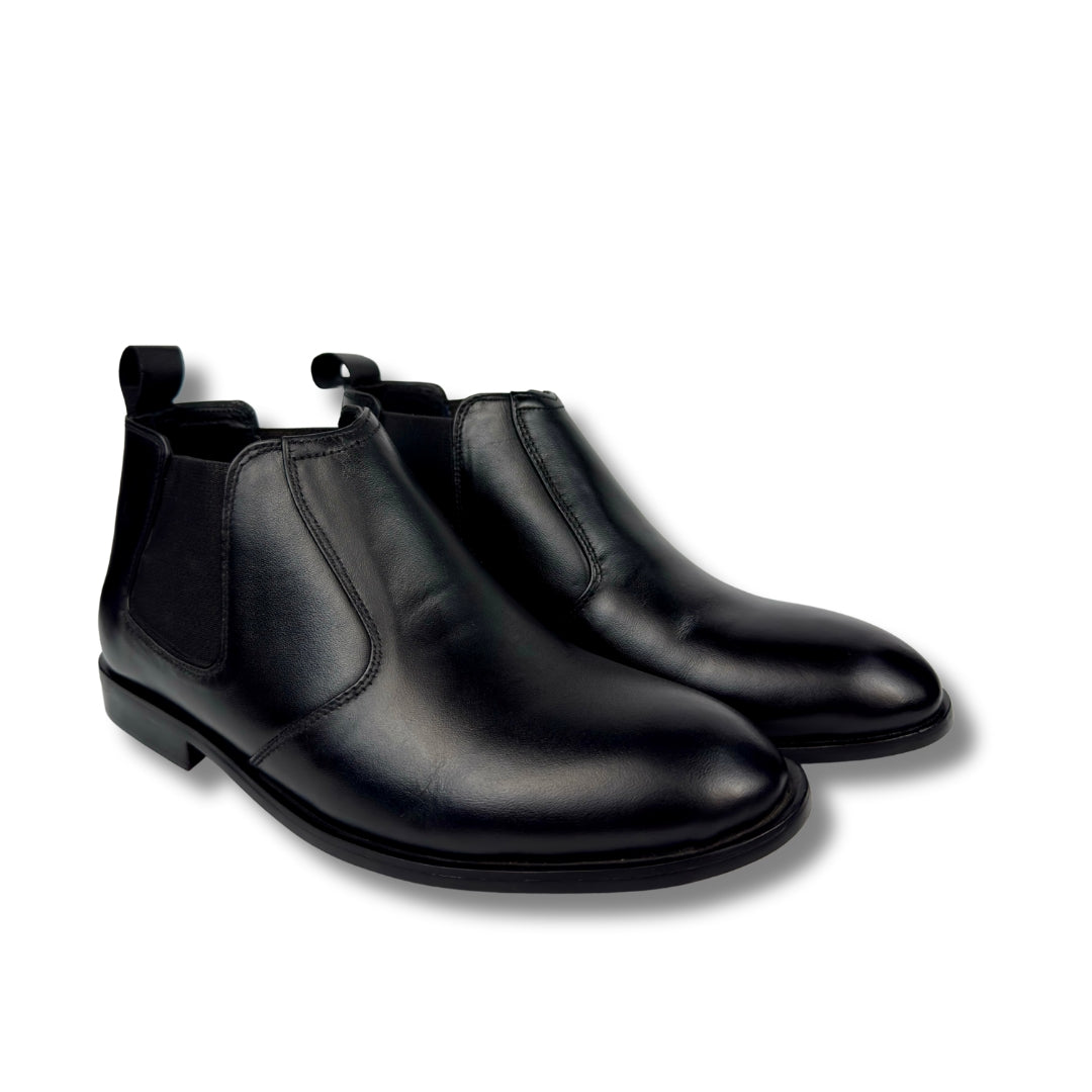 Black Cow Leather Chelsea boots