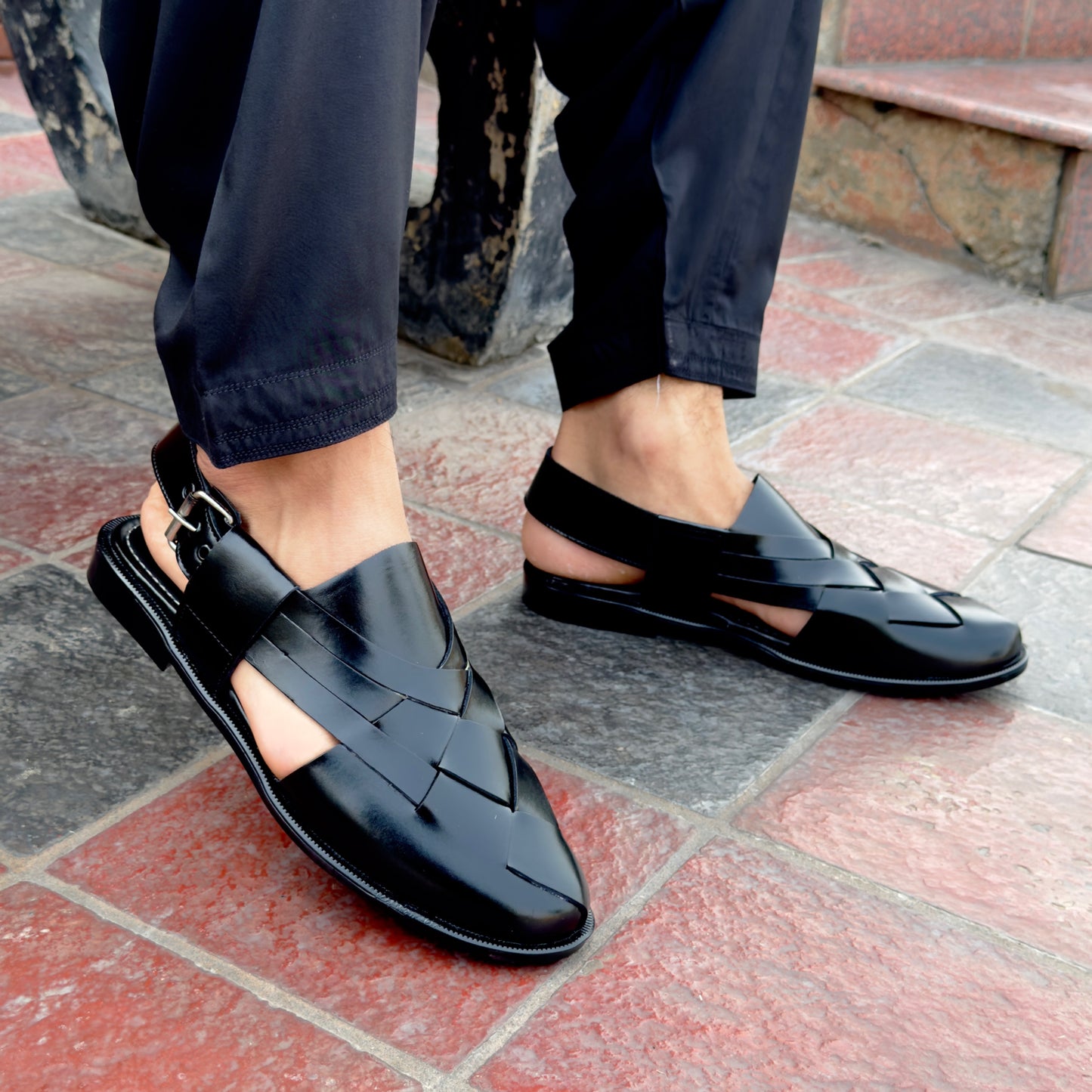 KOHE SIYAH STRAP PESHAWRI