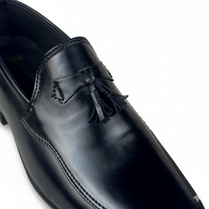 BLACK TASSEL LOAFER