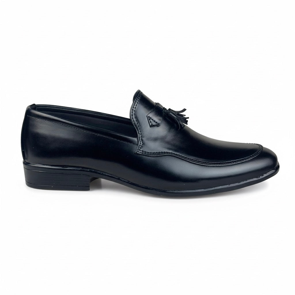 BLACK TASSEL LOAFER